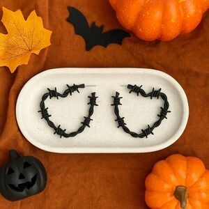 Barbed Wire Heart‎ Hoop Earrings Goth Jewelry Halloween Accessories Black